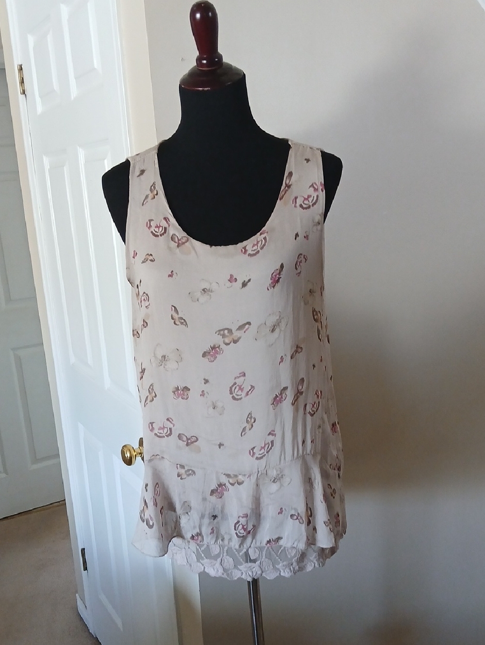 Silk Sleeveless Cream Floral Ruffle-Hem Camisole Top